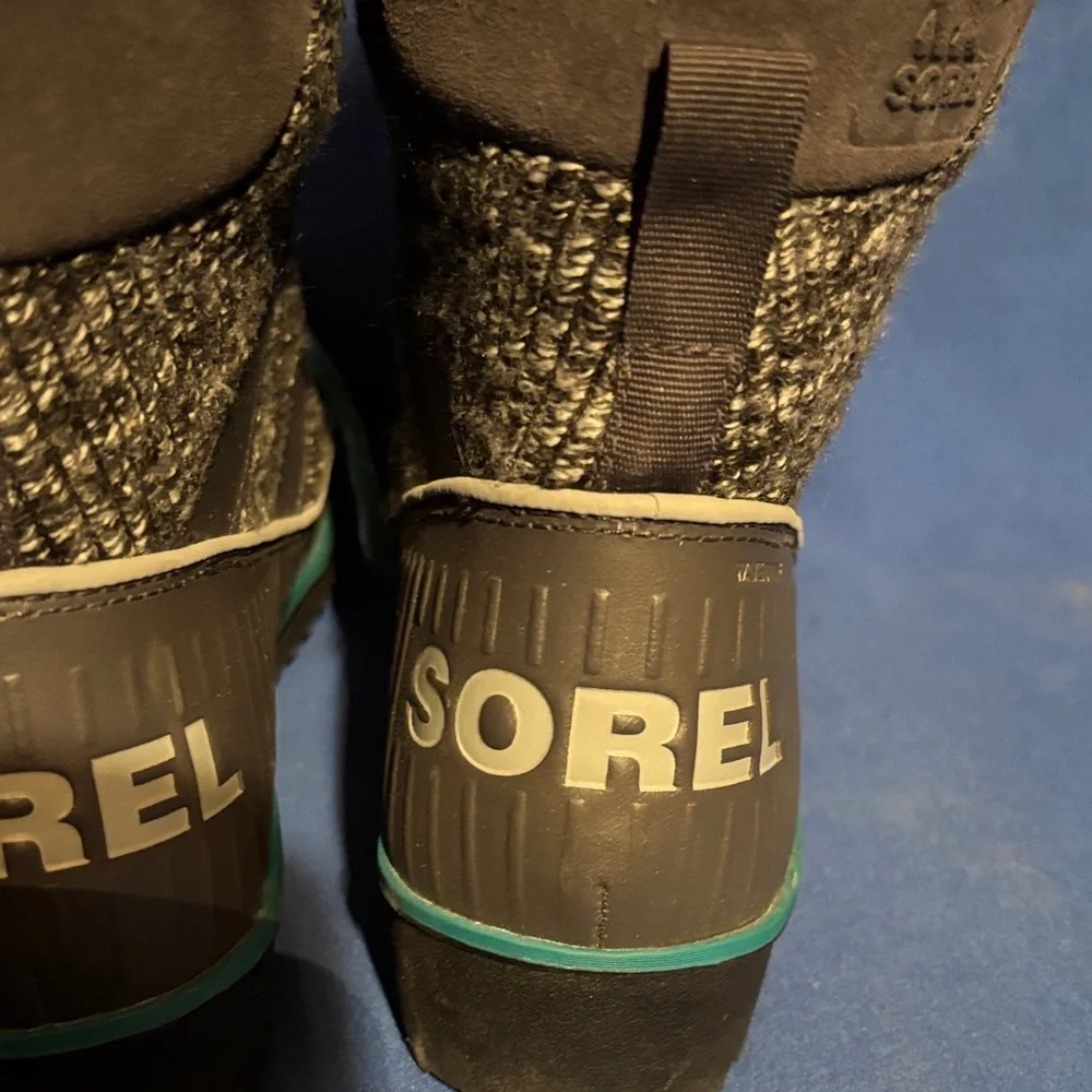 Sorel Brown Knit Faux-Fur Trim Winter Boot with Teal Accents - Picture 5 of 7